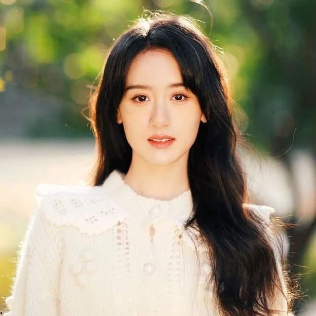 吃瓜娱乐圈袁冰妍是谁,娱乐圈新晋吃瓜达人,揭秘娱乐圈幕后故事 第2张 吃瓜娱乐圈袁冰妍是谁,娱乐圈新晋吃瓜达人,揭秘娱乐圈幕后故事 第2张