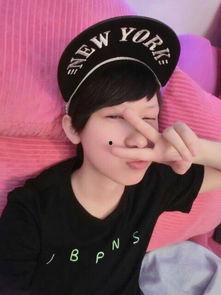 吃瓜直播间娱乐圈男主播  第3张